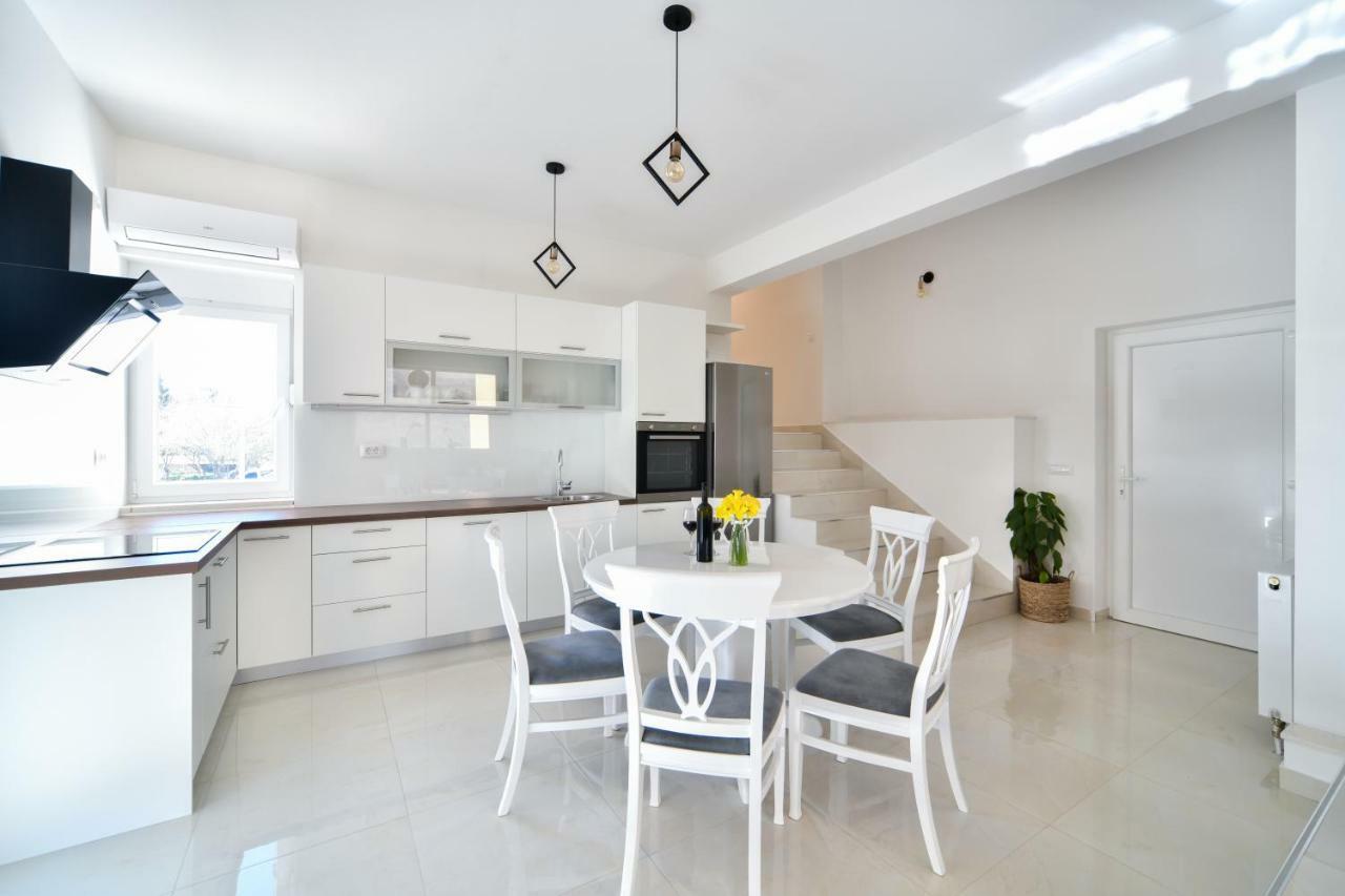 Apartman Space Razanac Exterior photo